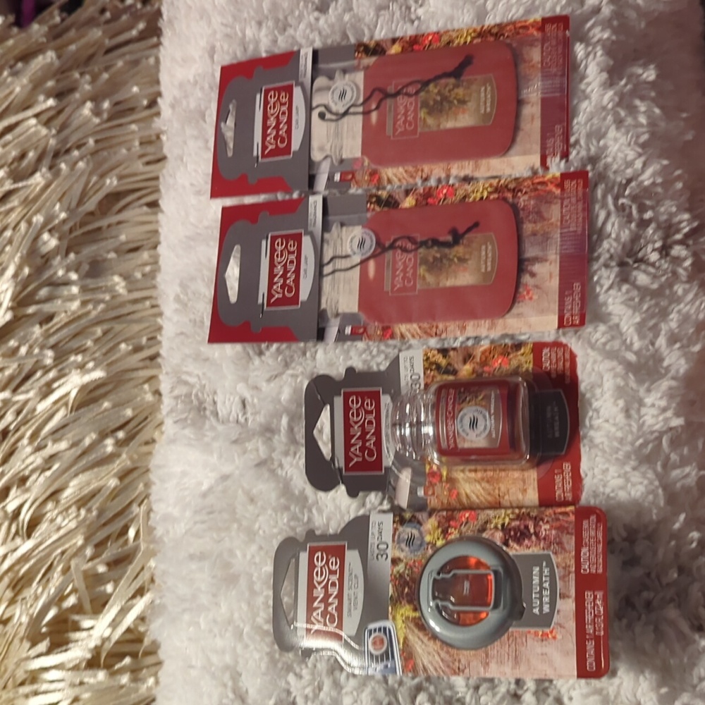 Yankee Candle, Car Jar & Ultimate, Smart Scent Vent Clip, Autumn Wreath, New